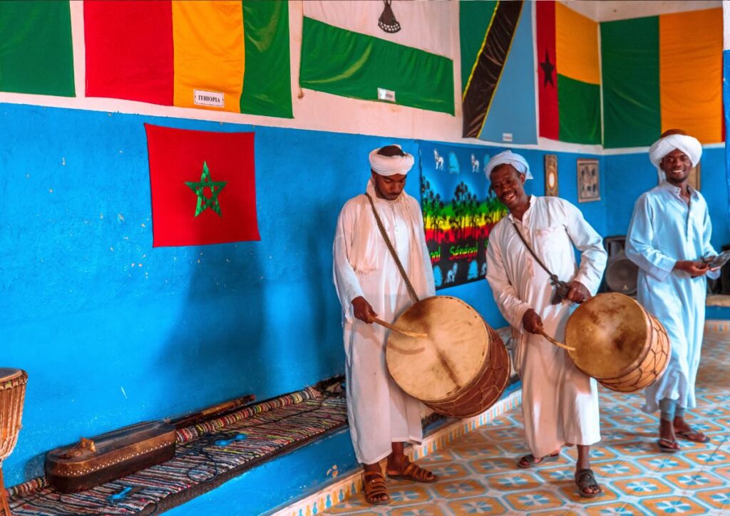 Bargaining in Morocco souks tips for buying rugs ceramics and leather at fair prices