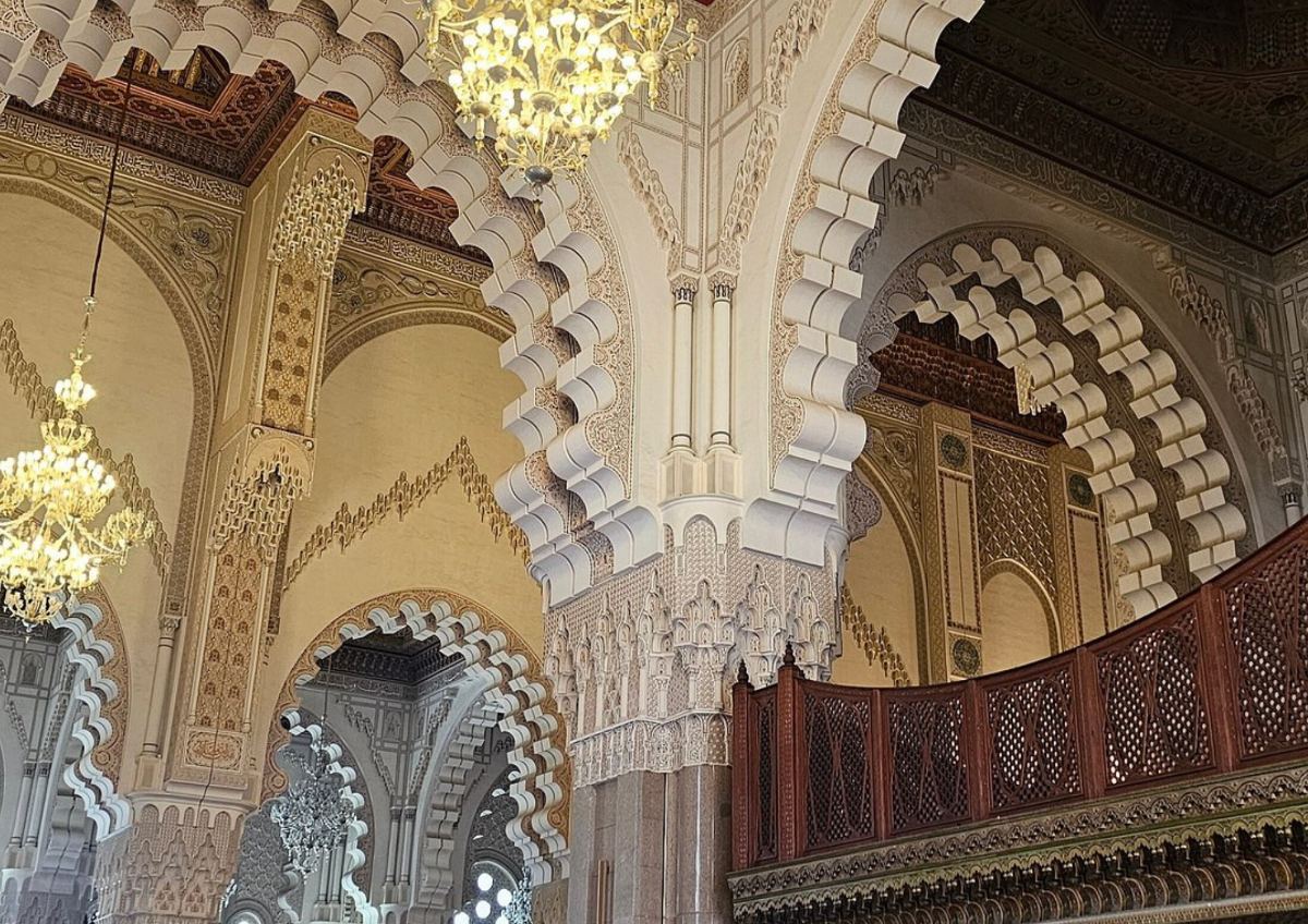 Morocco travel guide covering top destinations hidden gems and insider travel tips with Atlas Elite Tours